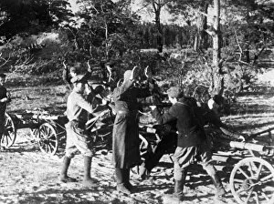 1940s Gallery: World war 2, russian partisans executing a fascist in the bryansk forest region, 1942