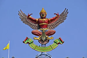 Garuda Gallery: Garuda, emblem and official seal of the governmental authorities, Bangkok, Thailand, Asia