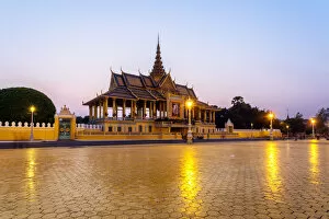 Pagoda Gallery: Moonlight pavilion, Royal Palace, Phnom Penh