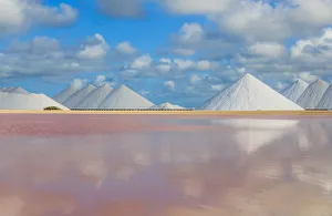 Bonaire Gallery: Salt industry on Bonaire (Netherlands Antilles)