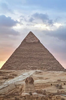 Ancient Egyptian Culture Gallery: Sunset, Sphinx (foreground), The Pyramid of Chephren (background), The Pyramids of Giza