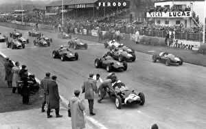 Sport Gallery: Goodwood England Goodwood International 100 miles event. Stirling Moss in his