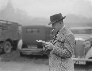 Carpark Gallery: Market personality. 1936