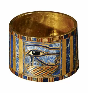 Valley Of The Kings Gallery: Bracelet with the Eye of Horus, 943-922 BC. Artist: Ancient Egypt