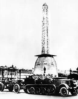 Ancient Egyptian Architecture Gallery: German artillery driving through the Place de la Concorde, Paris, 1940