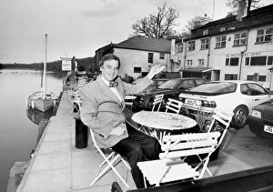 Coast Gallery: Chef Keith Floyd at The Maltsters Arms, Tuckenhay April 1992