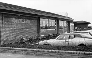 Carpark Gallery: Iceland supermarket The Parkway Centre in Coulby Newham, Middlesbrough. 18th April 1986