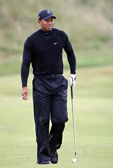 Enjoying Collection: Tiger Woods Not Enjoying The Conditions